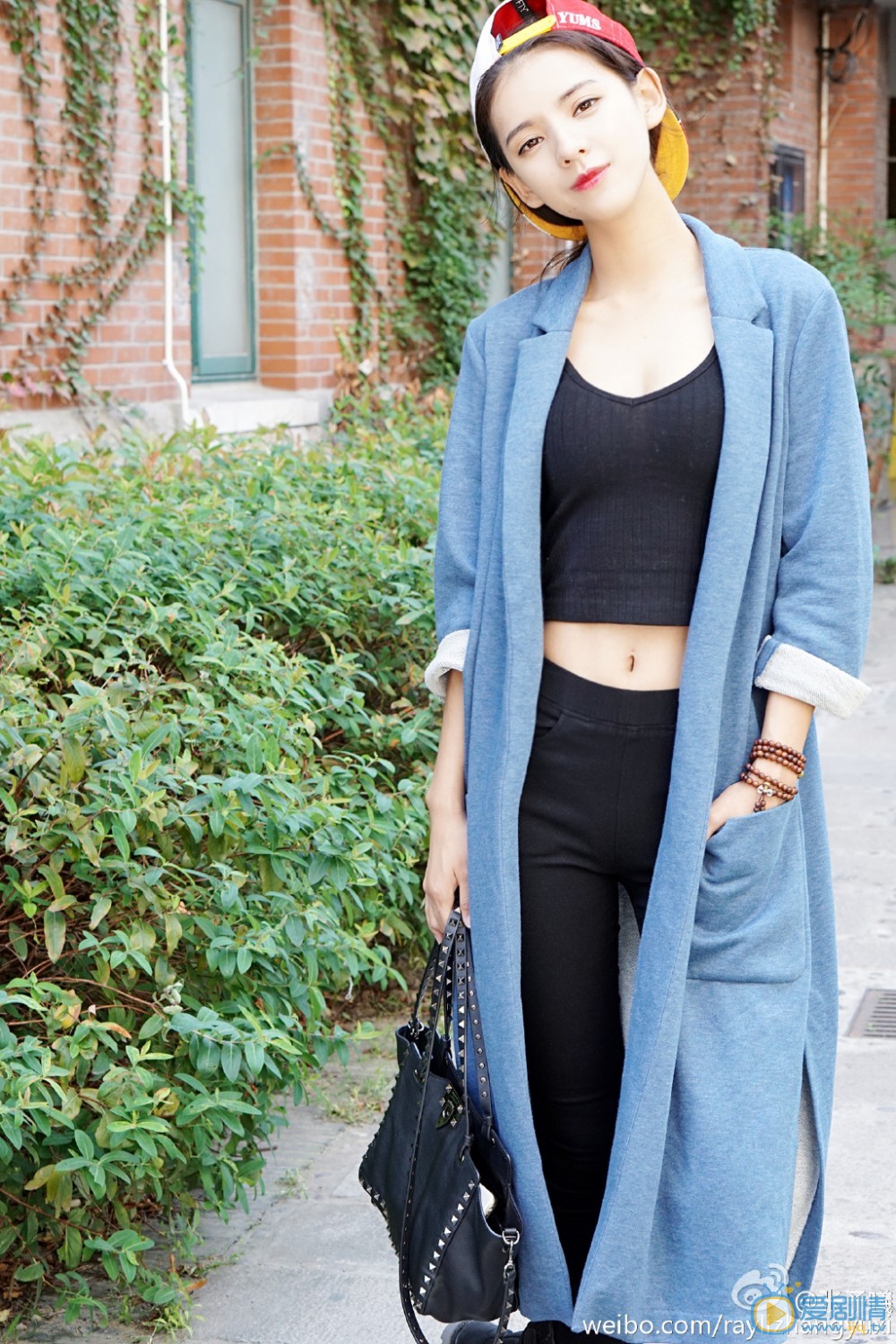 张予曦唯美街拍 张予曦高清写真_张予曦高清剧照