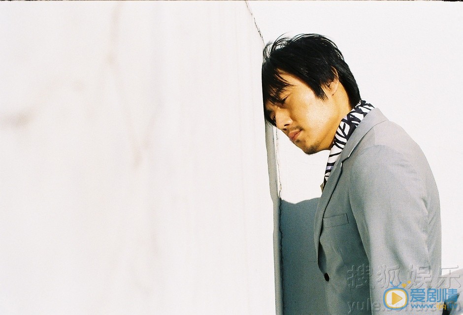 秦昊文艺写真 秦昊高清写真_秦昊高清剧照