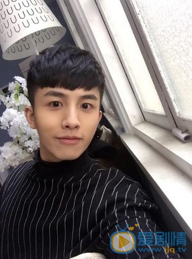 李圣佳生活照 李圣佳高清写真_李圣佳高清剧照