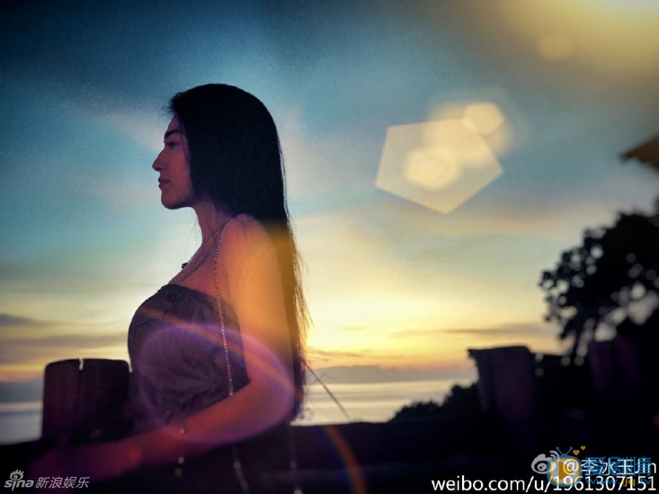 韩庚女友李冰玉私照 韩庚高清写真_韩庚高清剧照