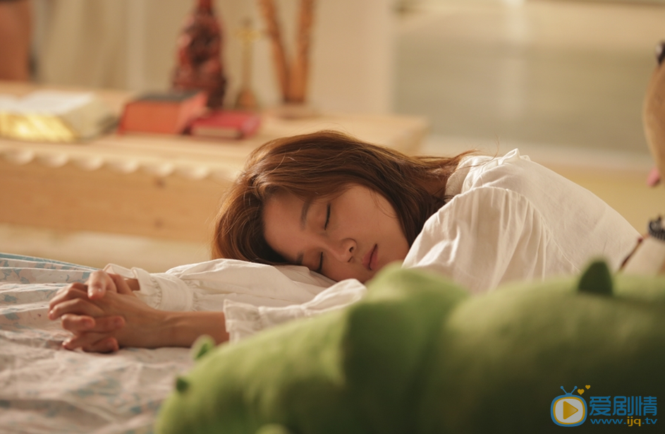 孔孝真《主君的太阳》剧照 孔孝真高清写真_孔孝真高清剧照