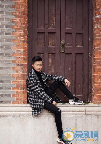 李欢街拍写真 李欢高清写真_李欢高清剧照