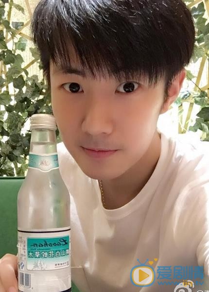 李欢生活照 李欢高清写真_李欢高清剧照