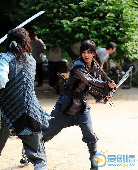 俞承豪《武士白东秀》剧照 俞承豪高清写真_俞承豪高清剧照