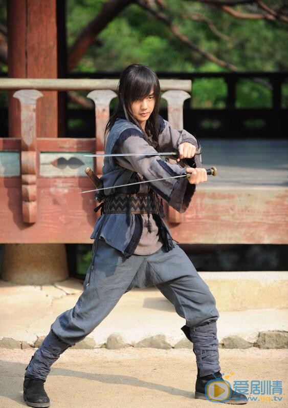 俞承豪《武士白东秀》剧照 俞承豪高清写真_俞承豪高清剧照