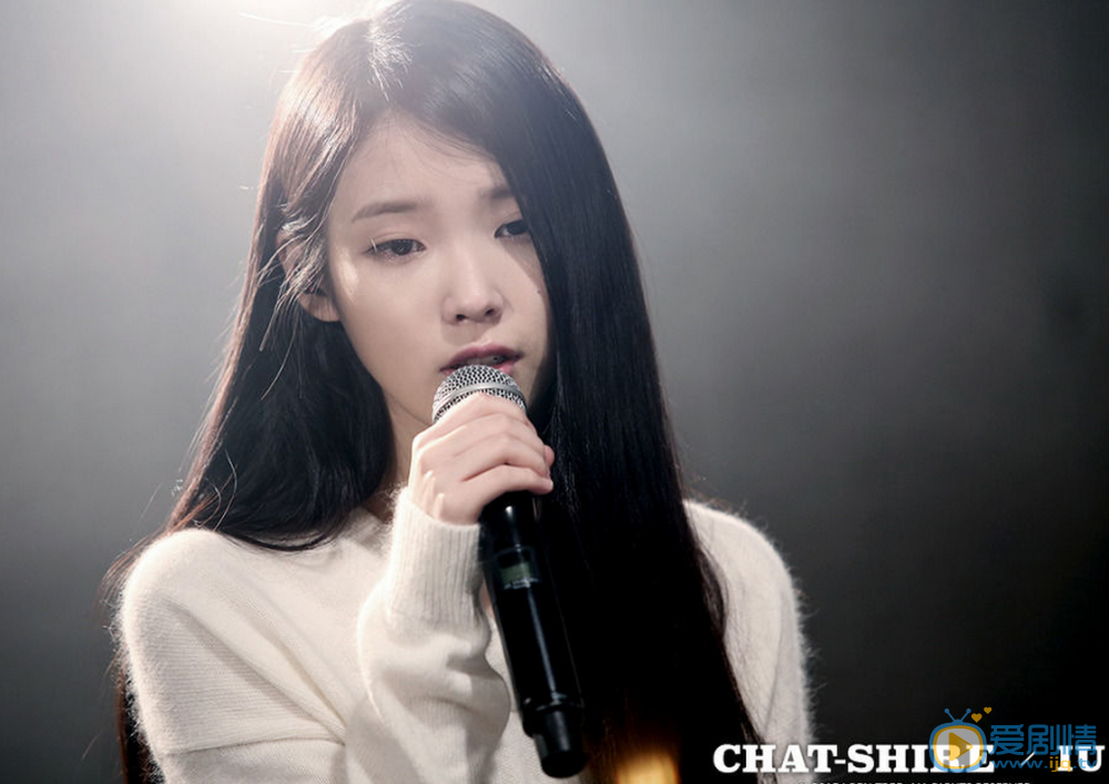 李智恩《CHAT-SHIRE》专辑 李智恩高清写真_李智恩高清剧照