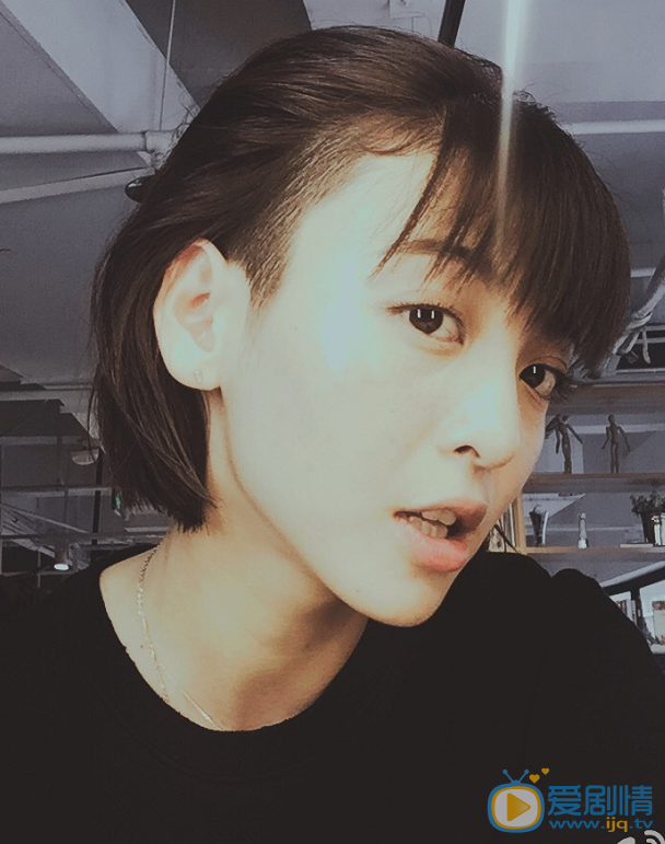 尤靖茹卖萌照 尤靖茹高清写真_尤靖茹高清剧照