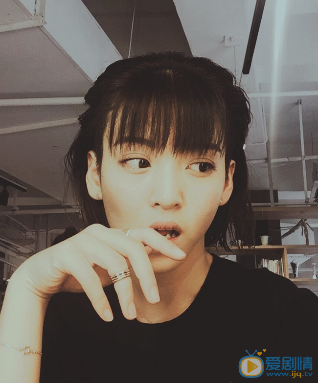 尤靖茹卖萌照 尤靖茹高清写真_尤靖茹高清剧照