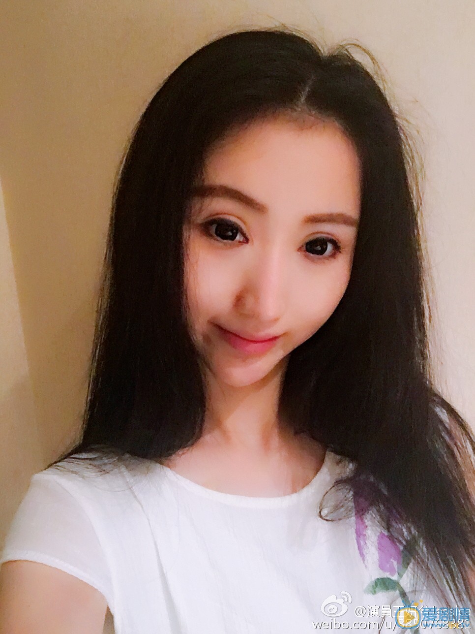 王妍兮生活自拍照 王妍兮高清写真_王妍兮高清剧照