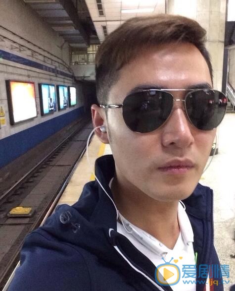 魏巍生活照 魏巍高清写真_魏巍高清剧照