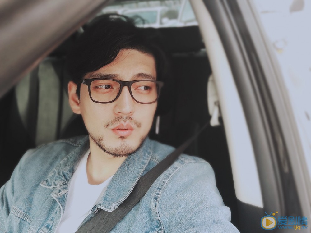 隋咏良生活照 隋咏良高清写真_隋咏良高清剧照
