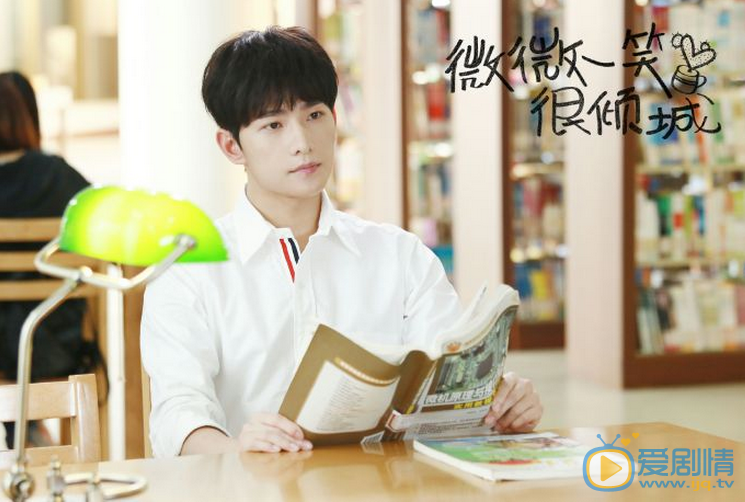  微微一笑很倾城剧中真实学校名称是什么？贝微微的宿舍在哪所学校？
