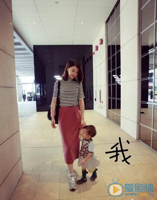 百克力全家福 百克力高清写真_百克力高清剧照