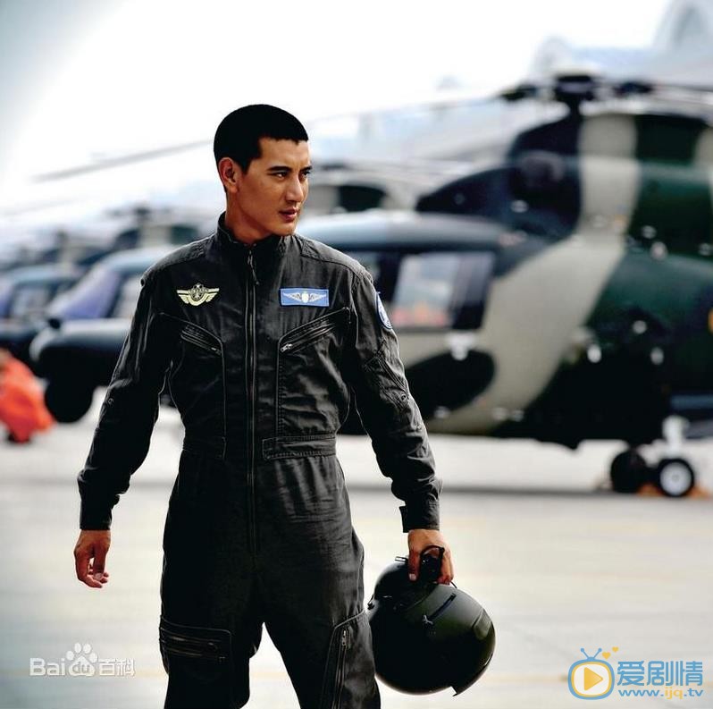 蒲巴甲军装造型合集 帅气制服照