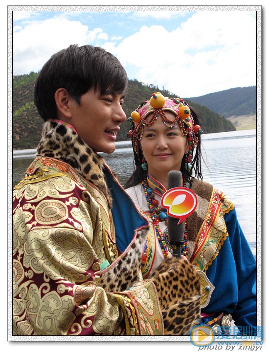 蒲巴甲民族装 蒲巴甲高清写真_蒲巴甲高清剧照