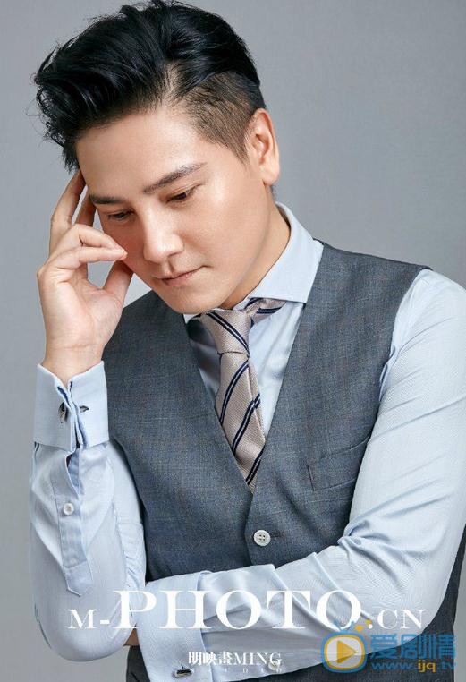 丁子峻杂志照 丁子峻高清写真_丁子峻高清剧照