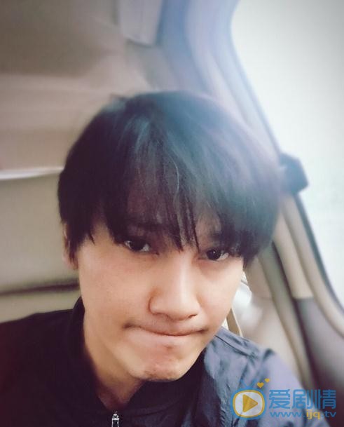 丁子峻生活照 丁子峻高清写真_丁子峻高清剧照