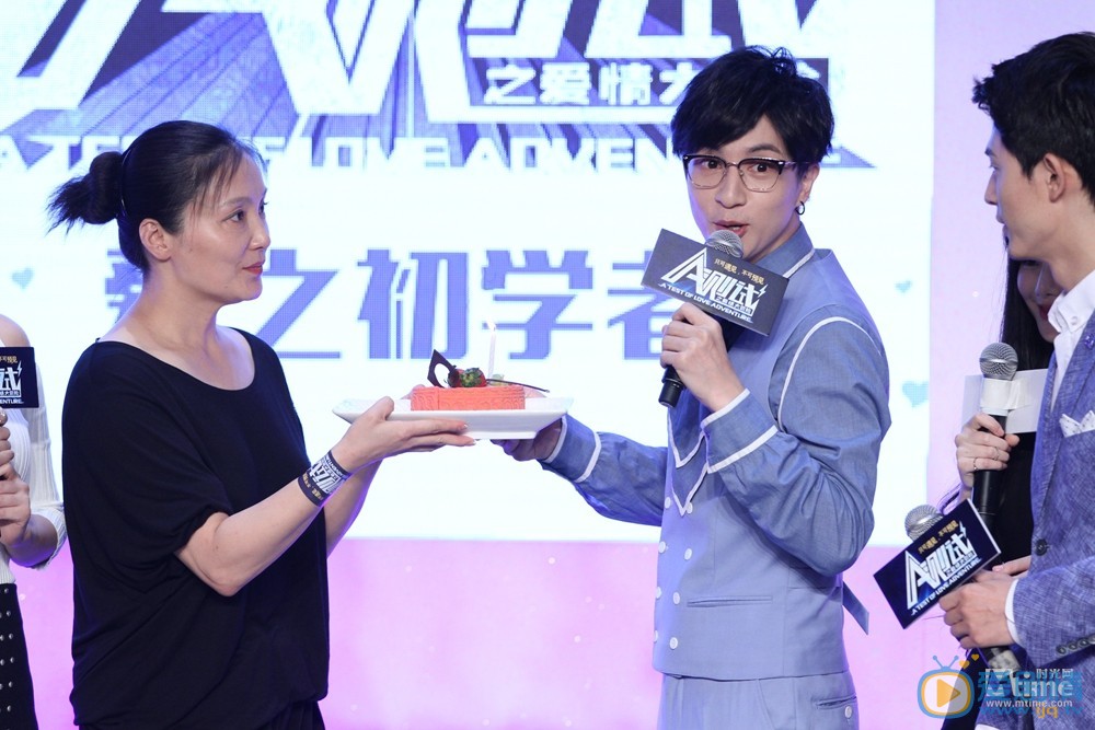 A测试之爱情大冒险薛之谦自嘲&ldquo;过往电影卖不掉，这次演得真不差&rdquo;