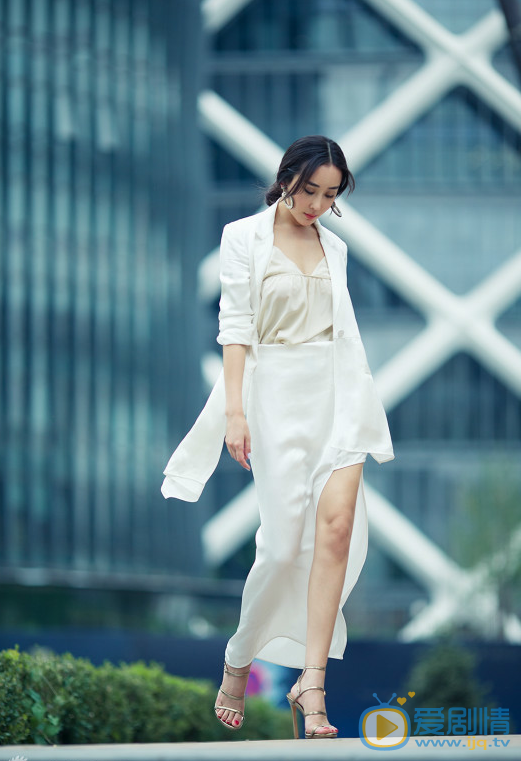 杜若溪街拍 杜若溪高清写真_杜若溪高清剧照