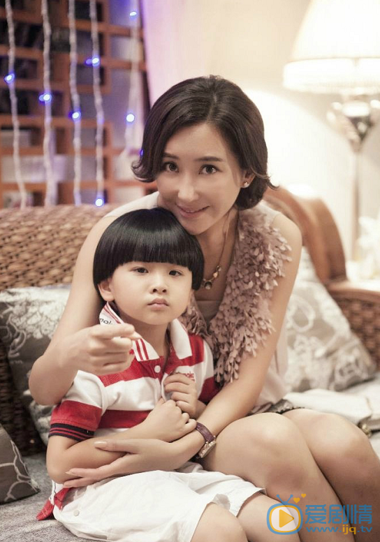 杜若溪《闺中密友》剧照 杜若溪高清写真_杜若溪高清剧照