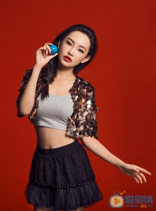 童菲杂志照 童菲高清写真_童菲高清剧照