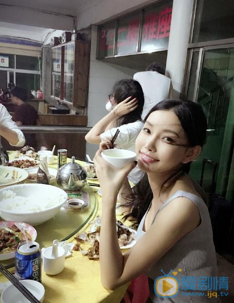 童菲生活照 童菲高清写真_童菲高清剧照