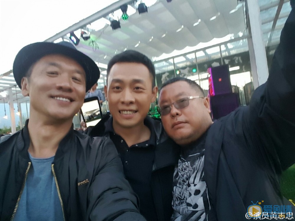 黄志忠行走的艺术生活 黄志忠高清写真_黄志忠高清剧照