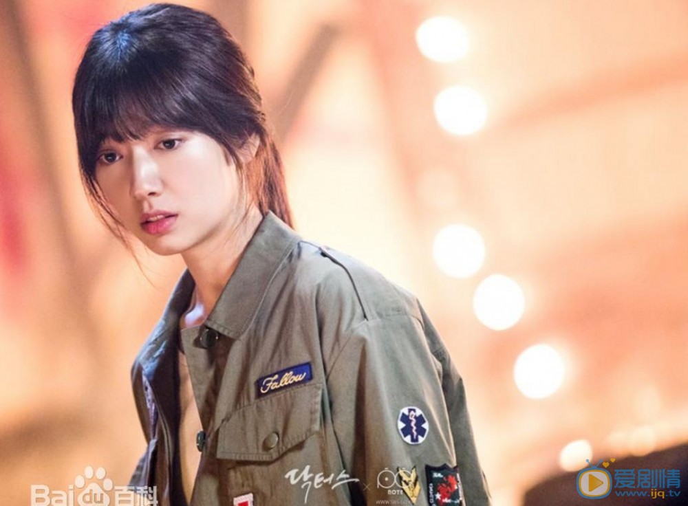朴信惠《Doctors》剧照 朴信惠高清写真_朴信惠高清剧照