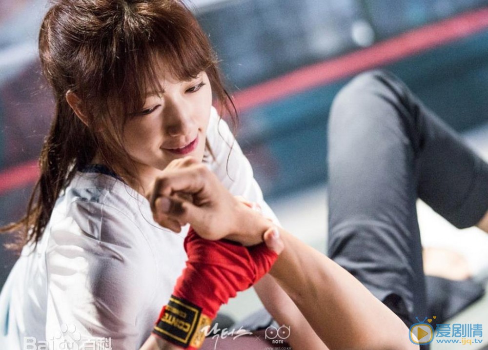 朴信惠《Doctors》剧照 朴信惠高清写真_朴信惠高清剧照