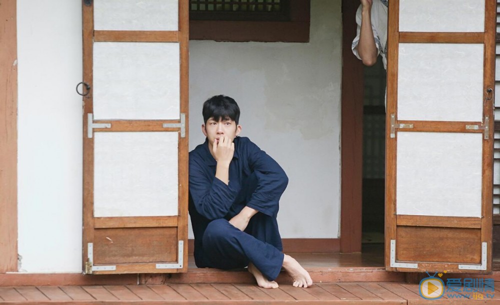 我们战斗吧各大男神素颜什么样子？男神起床素颜照大公开