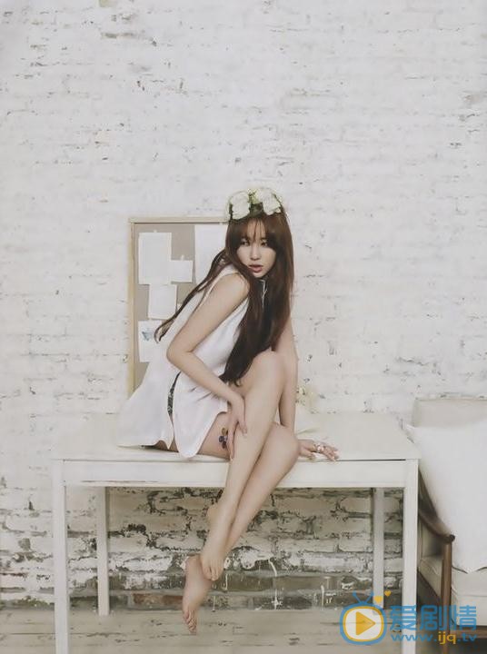 尹恩惠《Vogue》杂志照   尹恩惠高清写真_尹恩惠高清剧照