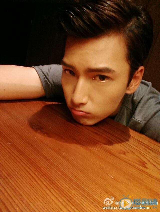 马振桓自拍写真 马振桓高清写真_马振桓高清剧照