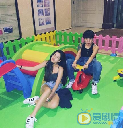 吴映香生活照 吴映香高清写真_吴映香高清剧照