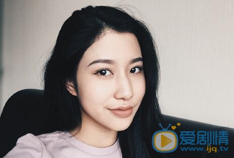 吴映香生活照 吴映香高清写真_吴映香高清剧照