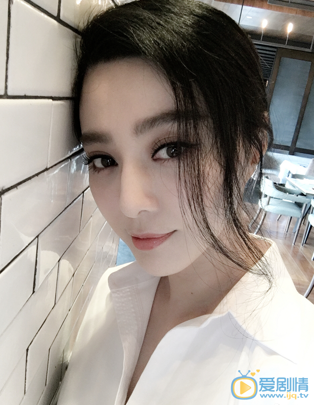 李晨秀恩爱照 李晨高清写真_李晨高清剧照