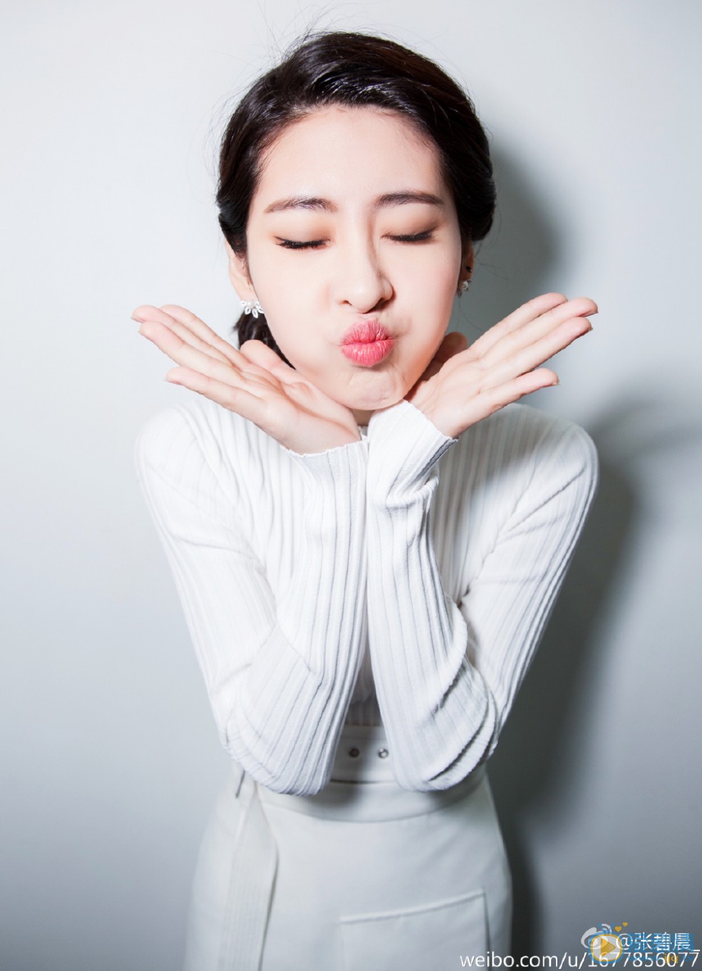 张碧晨微博自拍照 张碧晨高清写真_张碧晨高清剧照
