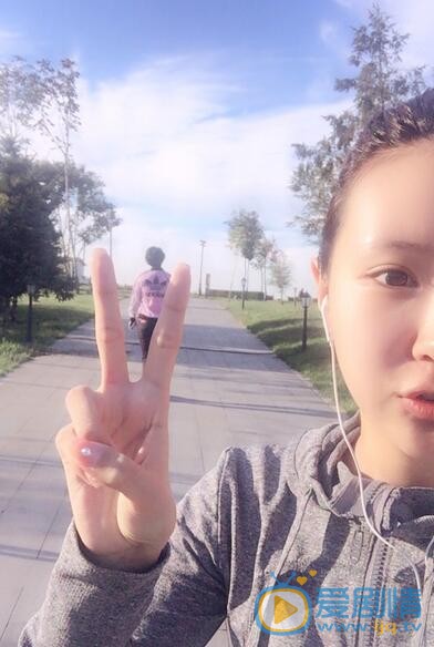 刘美麟生活照 刘美麟高清写真_刘美麟高清剧照