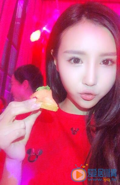 刘美麟生活照 刘美麟高清写真_刘美麟高清剧照