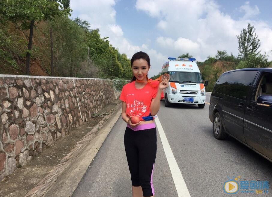 刘美麟生活照 刘美麟高清写真_刘美麟高清剧照