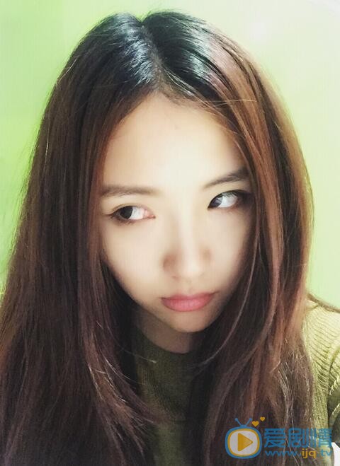 刘美麟生活照 刘美麟高清写真_刘美麟高清剧照
