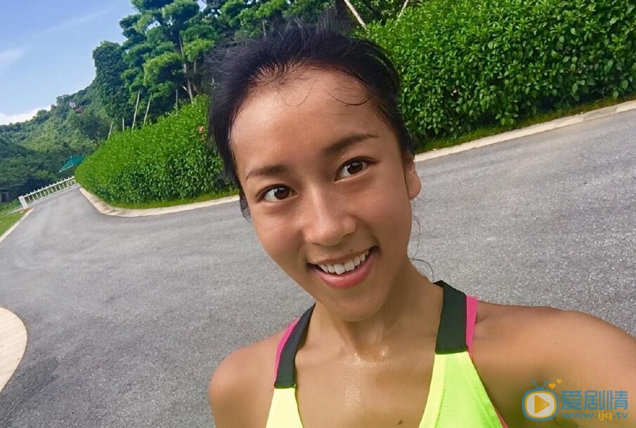吉克隽逸运动健身照 吉克隽逸高清写真_吉克隽逸高清剧照