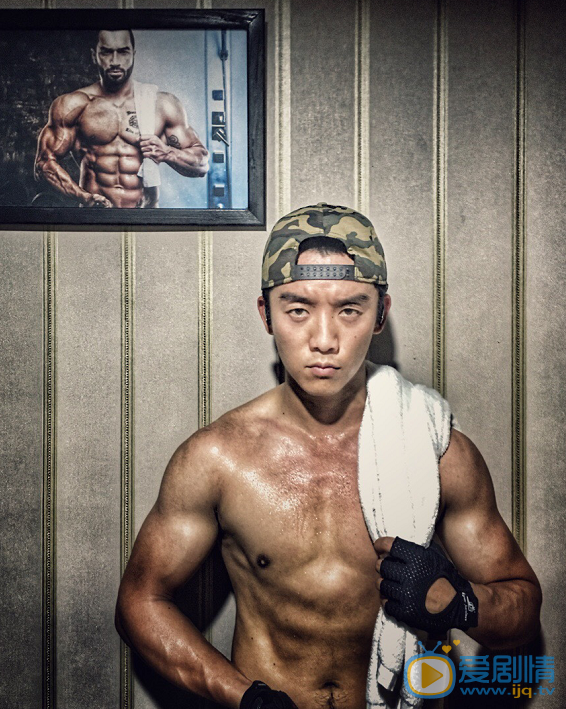 郑恺搞怪照 郑恺高清写真_郑恺高清剧照