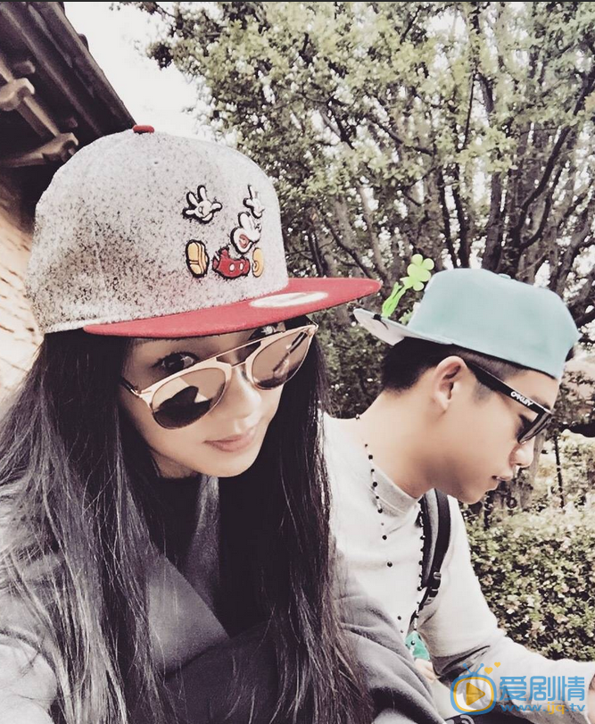 郑恺郑恺女友程晓玥 郑恺高清写真_郑恺高清剧照