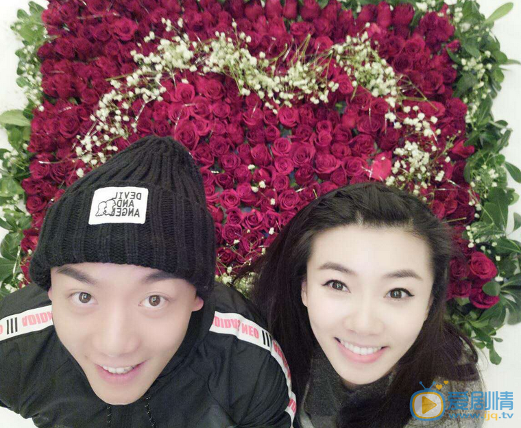 郑恺郑恺女友程晓玥 郑恺高清写真_郑恺高清剧照