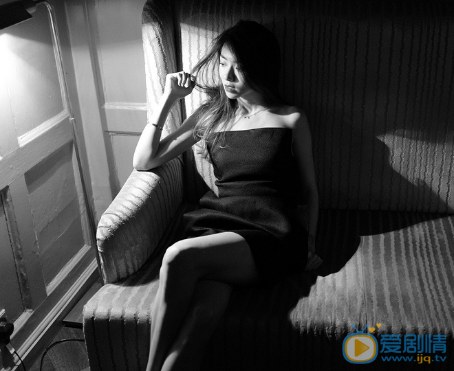 郑恺郑恺女友程晓玥 郑恺高清写真_郑恺高清剧照