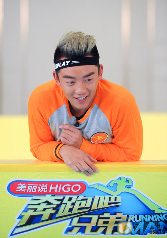 郑恺《奔跑吧兄弟》节目照 郑恺高清写真_郑恺高清剧照