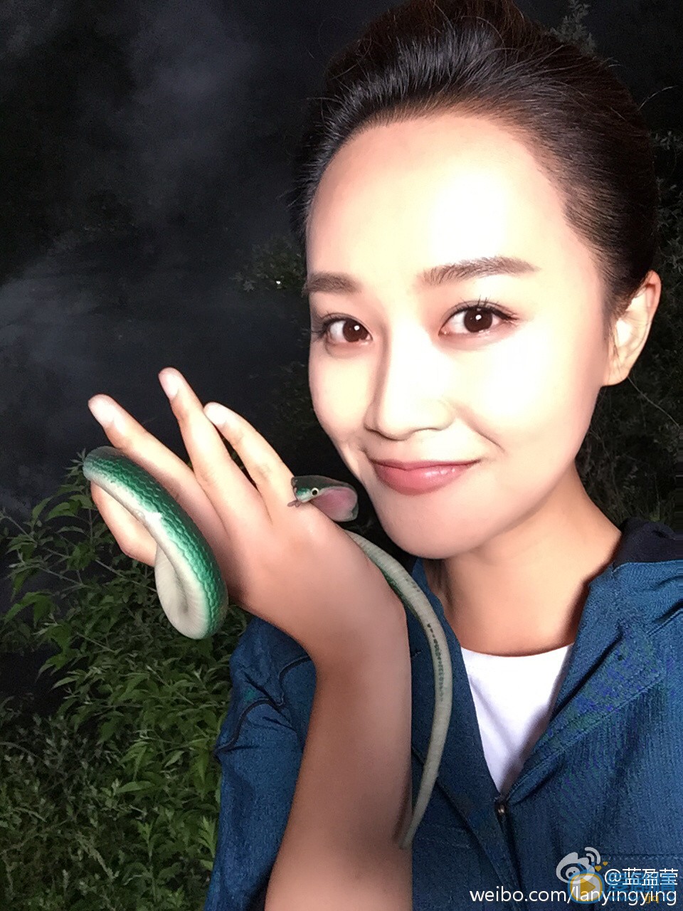 蓝盈莹卖萌照 蓝盈莹高清写真_蓝盈莹高清剧照