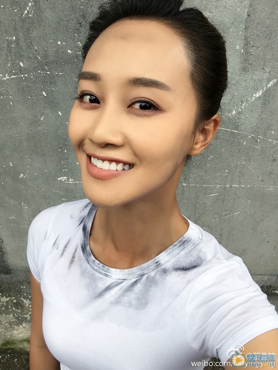 蓝盈莹生活照 蓝盈莹高清写真_蓝盈莹高清剧照