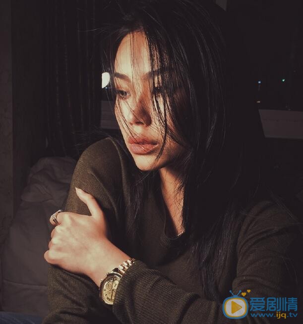 万妮达生活照 万妮达高清写真_万妮达高清剧照