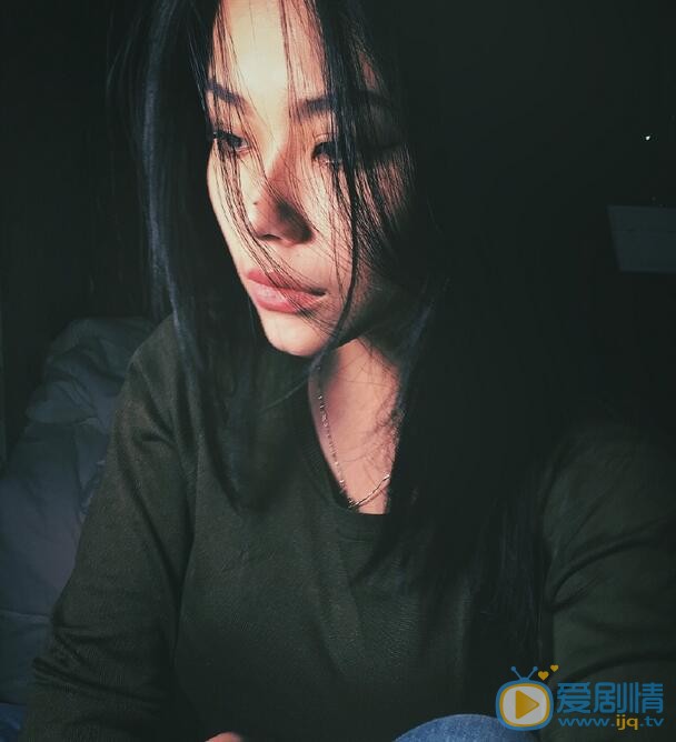 万妮达生活照 万妮达高清写真_万妮达高清剧照